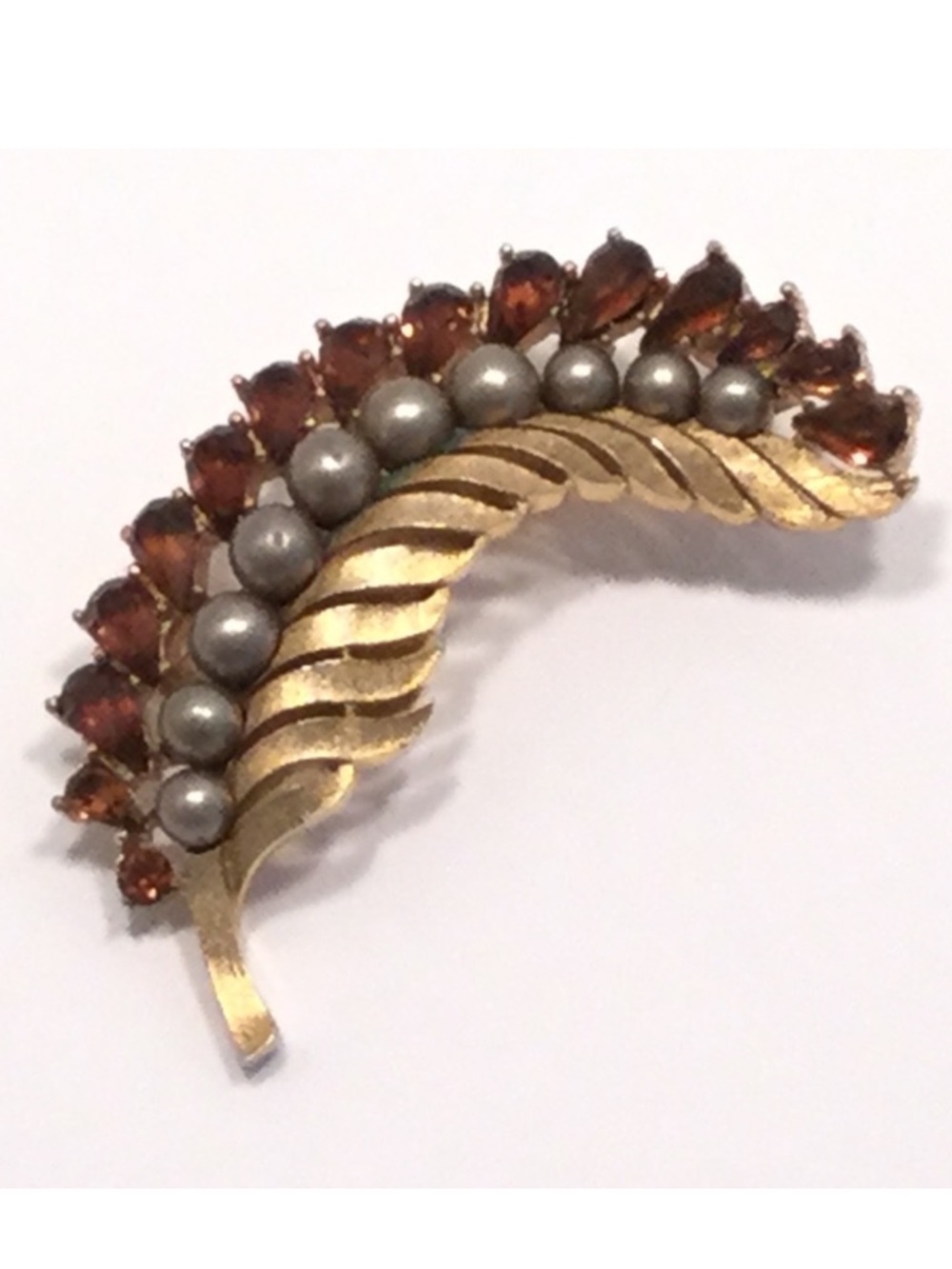 Vintage Crown Trifari Brooch / Pin